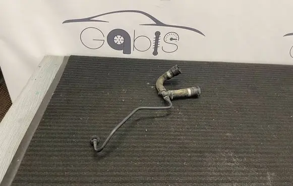 Mercedes-Benz GLE (W166 - C292) Engine coolant pipe/hose A1665007875