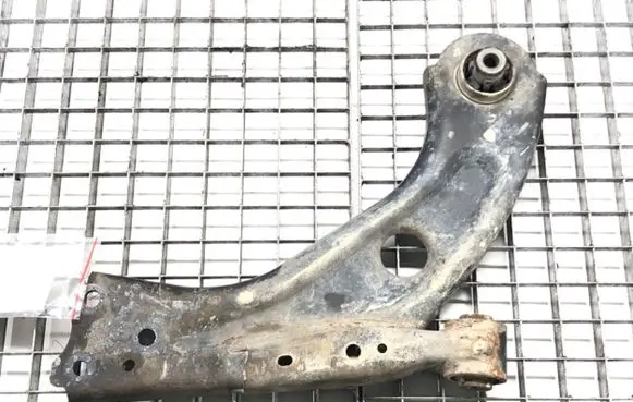 Peugeot 308 SW Front control arm