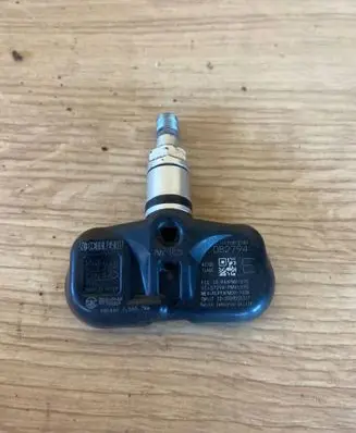 Nissan Leaf II (ZE1) Tire pressure sensor CCAB09LP4560T7 PMV107S D82794