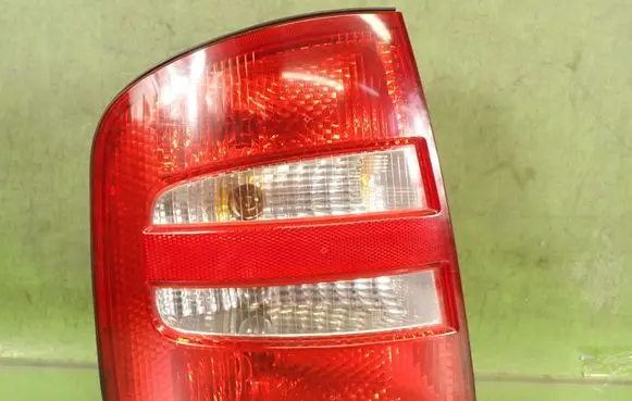 Skoda Fabia Mk1 (6Y) Rear/tail lights 6Y0945111