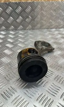 Audi A8 S8 D5 Piston with connecting rod