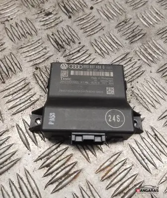 Audi S5 Gateway control module 8r0907468b
