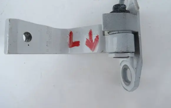 Volvo V60 Rear door lower hinge 31218518