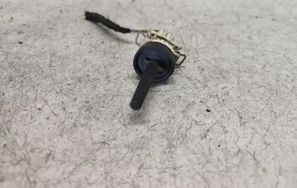 Audi A4 S4 B5 8D Interior temperature sensor 740220173F