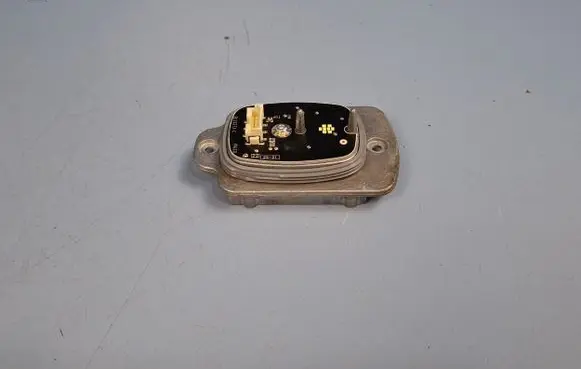 Headlight ballast module Xenon