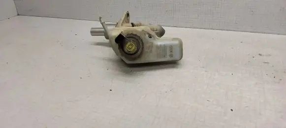 Volkswagen Caddy Master brake cylinder 1K2611349A