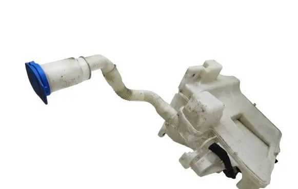 Windshield washer fluid reservoir/tank