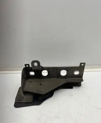 Land Rover Discovery 4 - LR4 Engine mounting bracket 91051