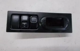 Mazda 323 Clock 