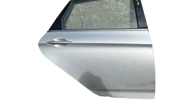 Hyundai i40 Front door