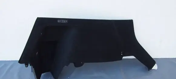 Tesla Model Y Tailgate/trunk side cover trim 1622207-00-B