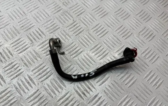 Fuel injector supply line/pipe