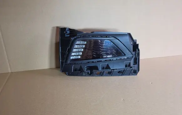 Volkswagen Polo VI Front fog light 2G0941662B