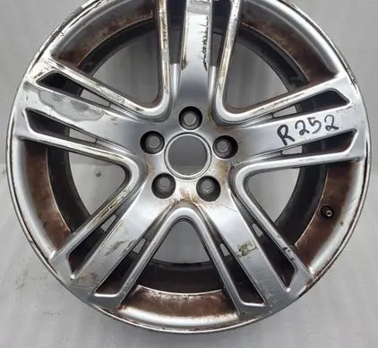 Audi Q3 8U R18 alloy rim 
