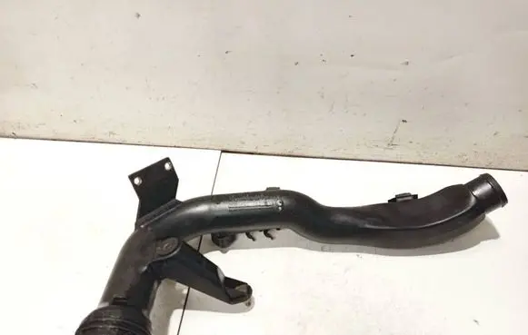 Volkswagen PASSAT B5.5 Intercooler hose/pipe 8e0145762b 3b0145762b