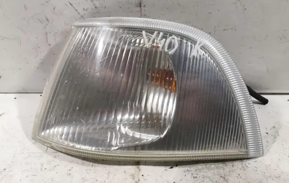 Volvo S40, V40 Front indicator light 30862523