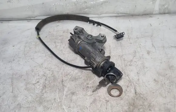 Ford Galaxy Ignition lock 4B0905851B