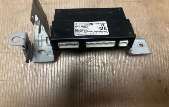 Suzuki SX4 S-Cross Immobilizer control unit/module 3717161MA1 1J0903503 2111BS57L0