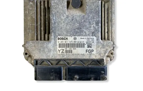 Opel Vectra C Engine control unit/module 55193968