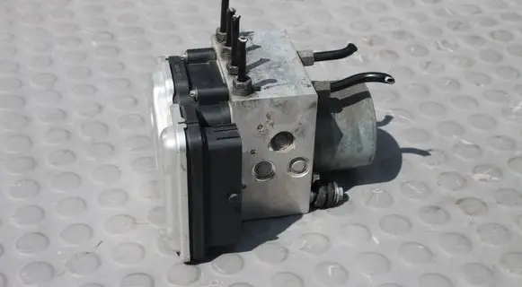 Nissan Qashqai J12 ABS Pump NISSAN476606UC0A 476606UC0A 0265293582