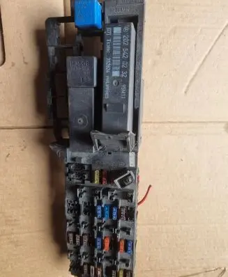 Mercedes-Benz C W202 Fuse box set 2025455240