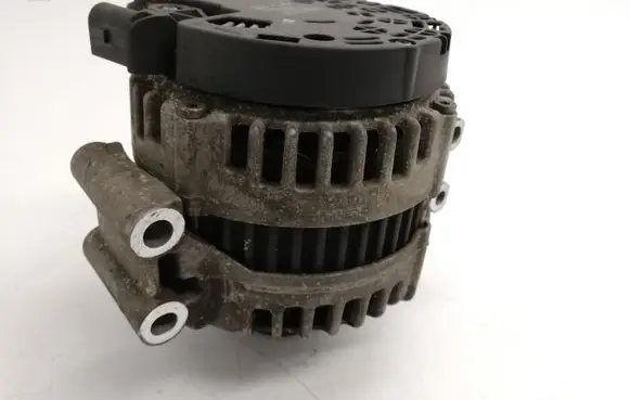 BMW 3 E90 E91 Generator/alternator 7550968