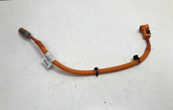 Volvo XC40 Positive wiring loom 32266022 TC3735669