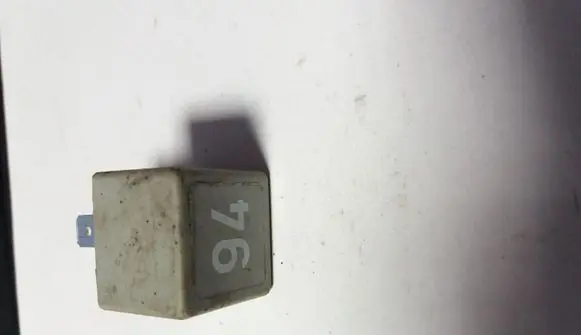 Volkswagen PASSAT B5 Other relay 191906383B