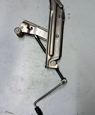 Audi A6 S6 C6 4F Lift Jack 4F0011031