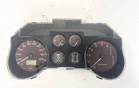 Mitsubishi Pajero Speedometer (instrument cluster) mr951172 769219-240