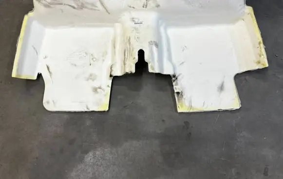 Peugeot 2008 II Trunk sound insulation 9825772580