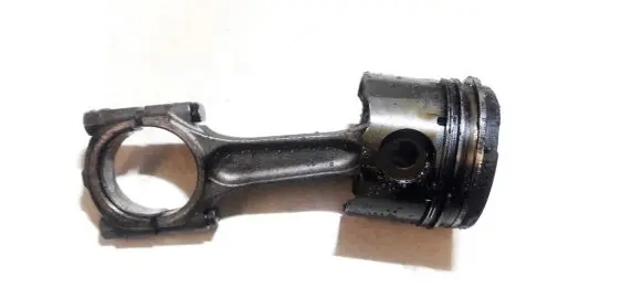 Peugeot 307 Piston with connecting rod