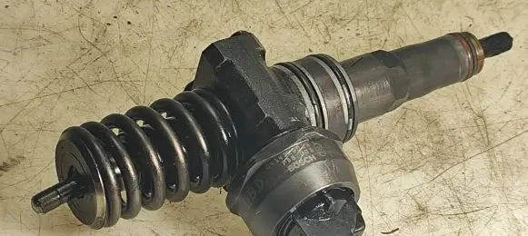 Ford Galaxy Fuel injector 038130073AK