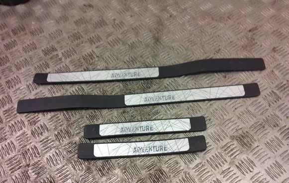 Skoda Yeti (5L) Other sill/pillar trim element 5L0853541B9B9
