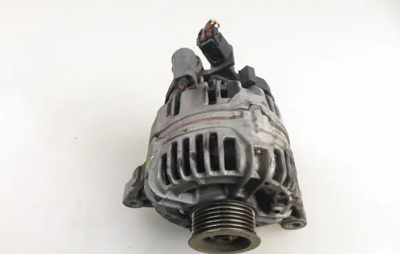 Toyota Corolla E120 E130 Generator/alternator 0124315024