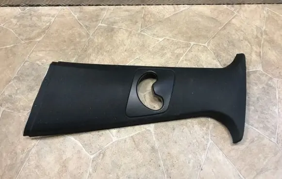 BMW X5 E70 (B) pillar trim (top) 7129751
