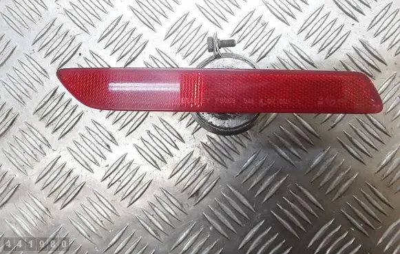 Honda CR-V Rear tail light reflector E110701
