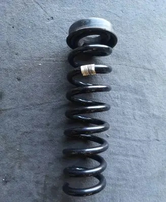 BMW 4 F32 F33 Rear coil spring 6764419