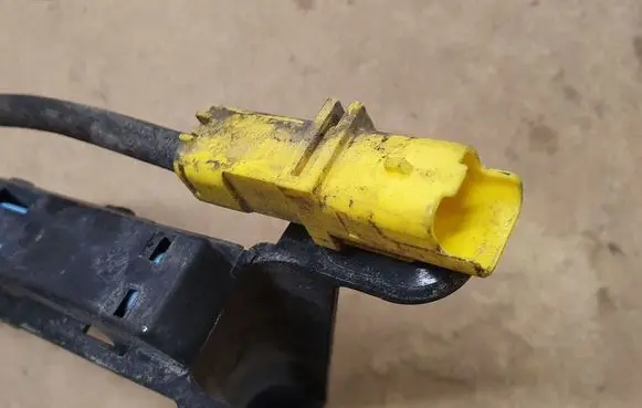 Peugeot 407 Tire pressure sensor 9655026480