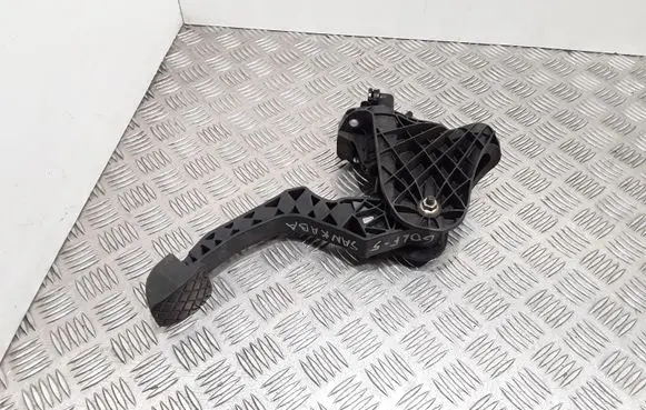 Clutch pedal