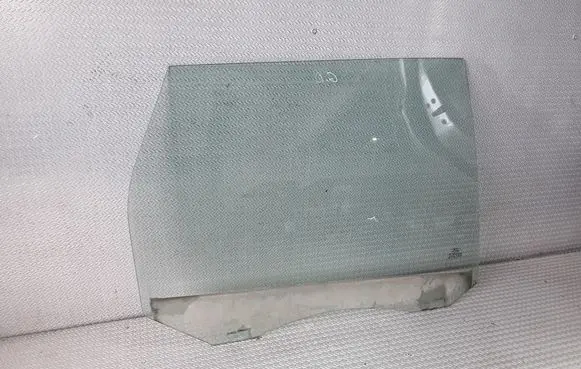 Ford Focus Rear door window glass