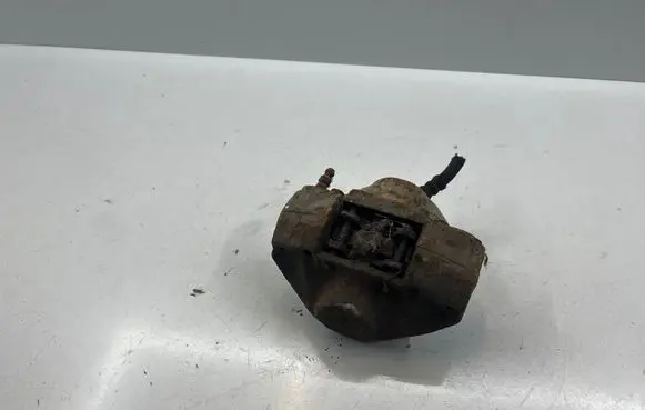 Mercedes-Benz W123 Rear brake caliper