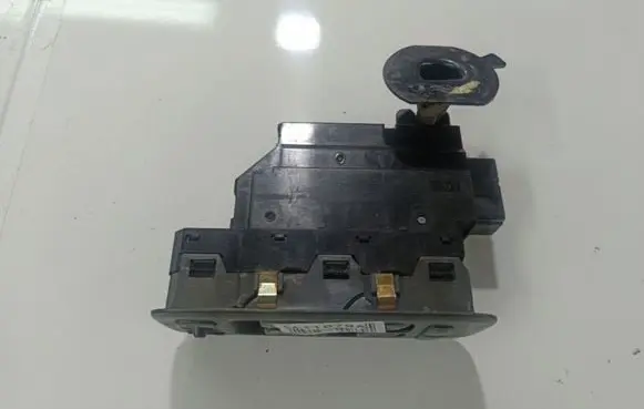 Volvo S60 Electric window control switch 8632949