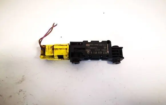 Audi A3 S3 8P Airbag deployment crash/impact sensor 8e0959651a