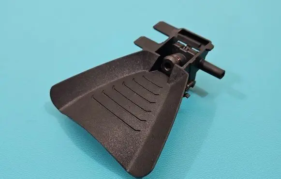 Windshield/windscreen camera