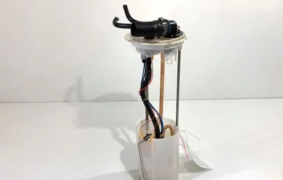 Opel Movano C In-tank fuel pump 0137908908