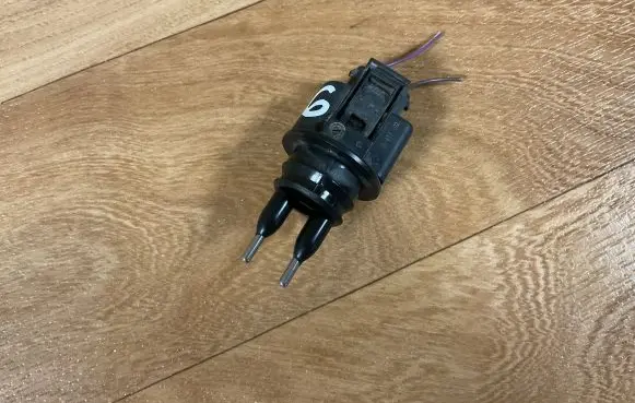 Volkswagen PASSAT B6 Sensor 1J0973202
