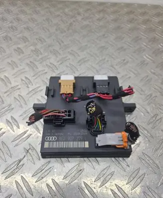 Audi A4 S4 B7 8E 8H Comfort/convenience module 8E0907279L 23092005