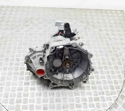 Volkswagen Up Manual 6 speed gearbox RNY 0CF300044M