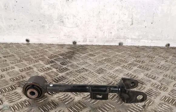 Honda CR-V Rear control arm 822712